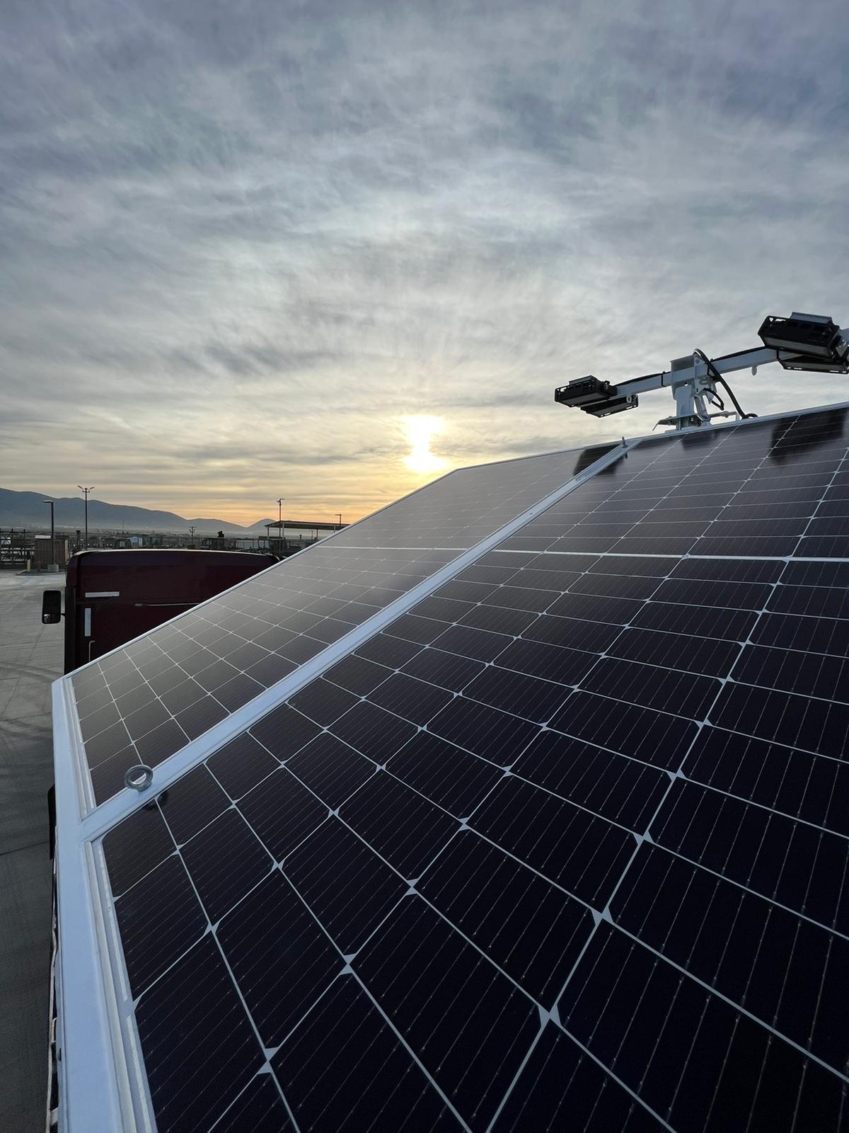 SMART SOLAR MOBILE POWER UNITS